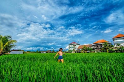 how to stay on track while on holiday